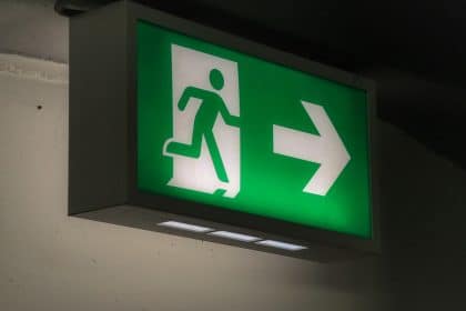Fonctionnement et importance de la barre anti-panique